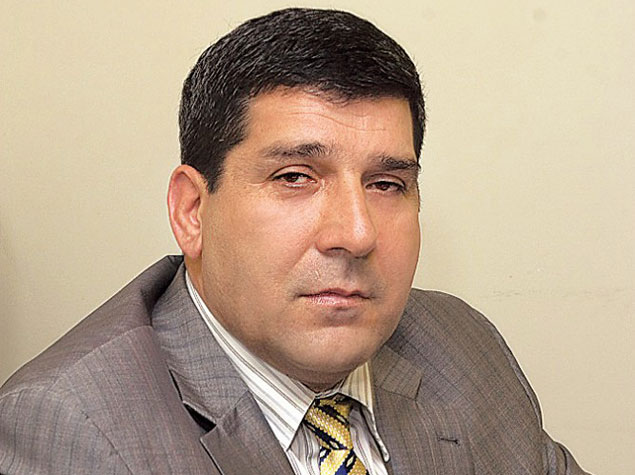 President of Russia awards Azerbaijani national with Order of Friendship
